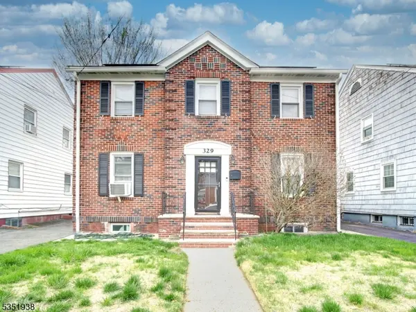 329 Hobson St, Newark City, NJ 07112