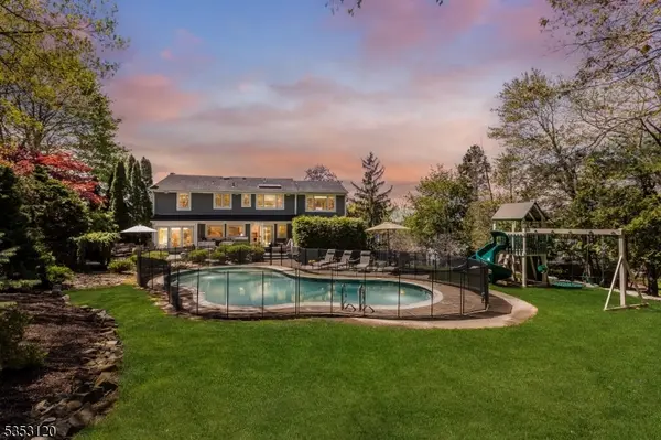 25 Morningside Dr, Livingston Twp., NJ 07039