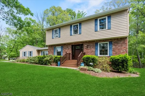 9 Carteret St, West Milford Twp., NJ 07480