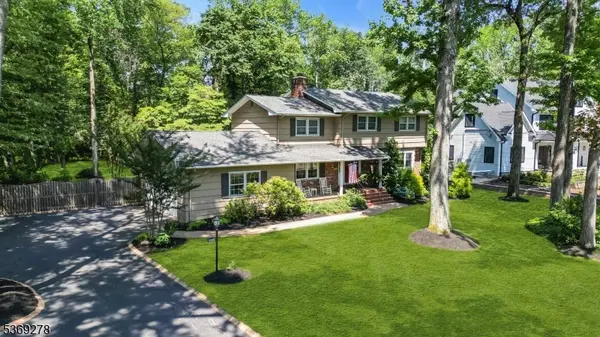 1257 Sunnyfield Ln, Scotch Plains Twp., NJ 07076