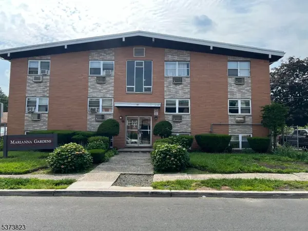 14 Hazard Pl #2G, Elizabeth City, NJ 07208