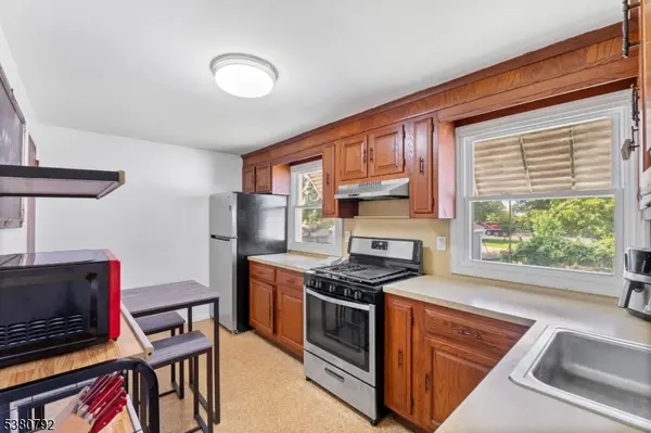 Linden City, NJ 07036,210 Buchanan St