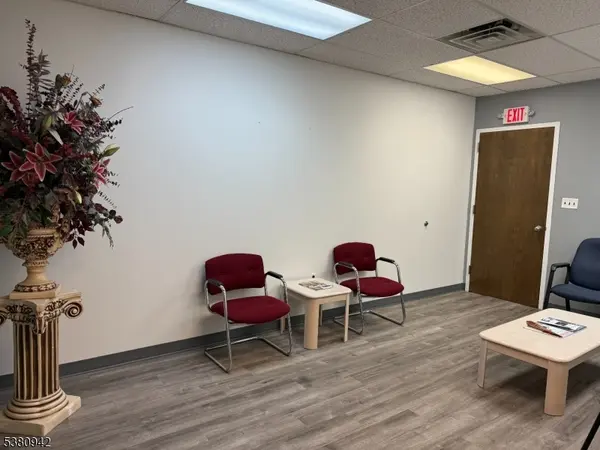 Randolph Twp., NJ 07869,447 State Route 10