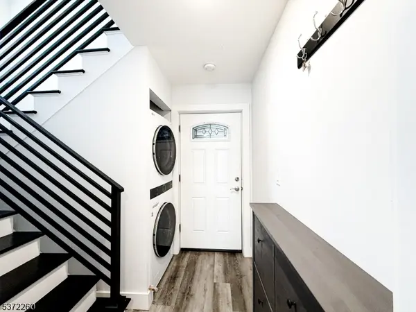 Garfield City, NJ 07026,93 Prospect St #6