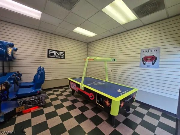 Mount Olive Twp., NJ 07836,239 Us Highway 206