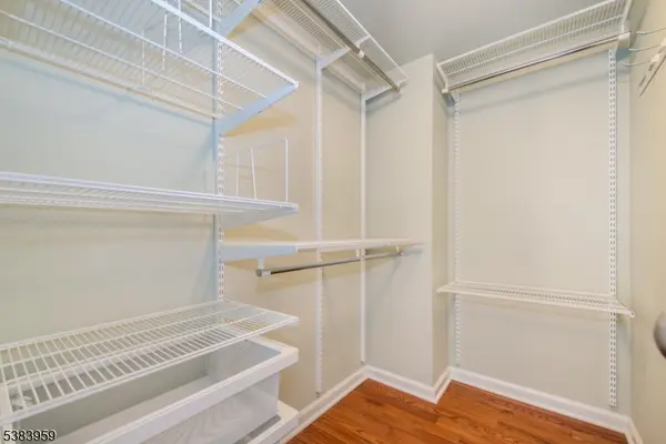 Little Falls Twp., NJ 07424,300 Main St #716