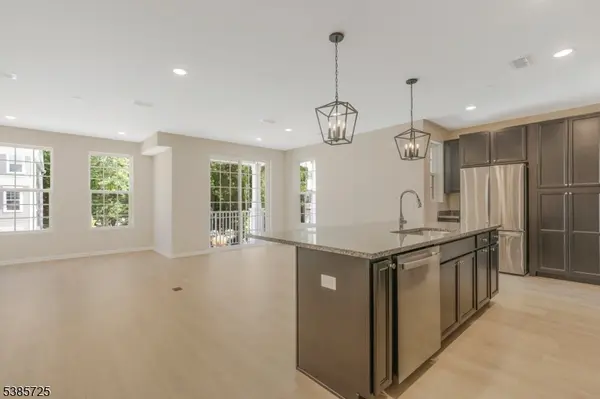 Warren Twp., NJ 07059,219 Myrtle Rd