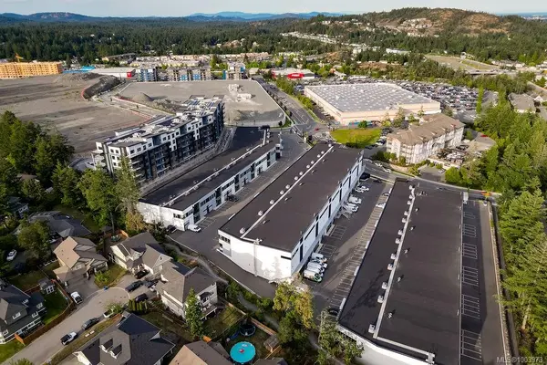 Langford, BC V9B 7A8,832 McCallum Rd #215