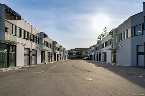 Langford, BC V9B 7A8,832 McCallum Rd #215