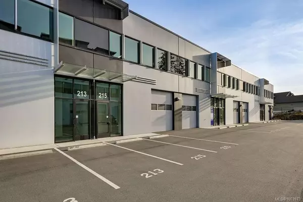 Langford, BC V9B 7A8,832 McCallum Rd #215