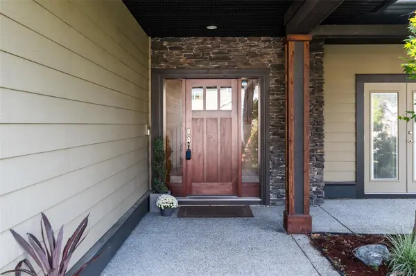 Langford, BC V9B 0R1,770 Egret Close