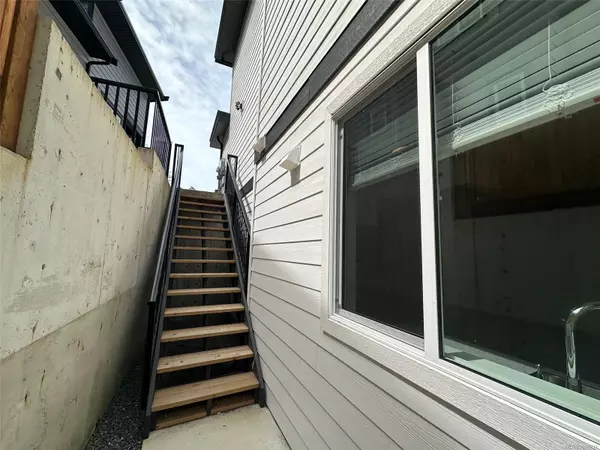 Langford, BC V9B 0X3,230 Lone Oak Pl