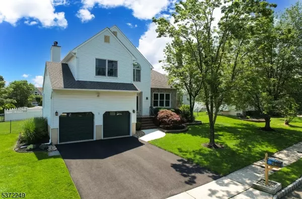 3 Fisher Dr, Hillsborough Twp., NJ 08844