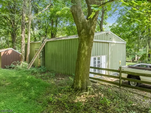 Bethlehem Twp., NJ 08827,1-2 Dove Hollow Ln