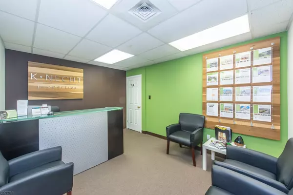 Randolph Twp., NJ 07869,10 W HANOVER AVE Suite 106