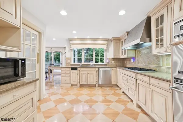 Millburn Twp., NJ 07078,87 Addison Dr