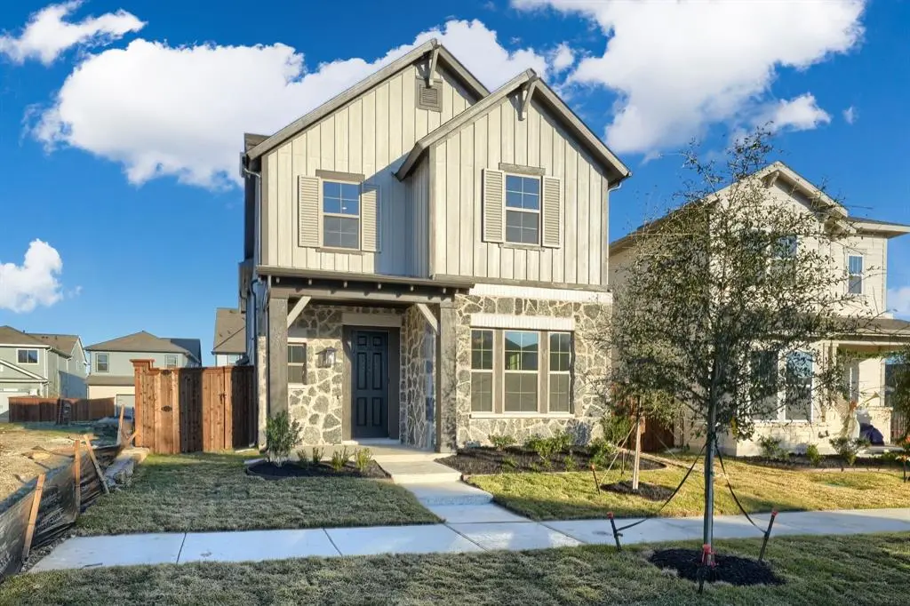 Fort Worth, TX 76008,2241 Heather Hills Drive