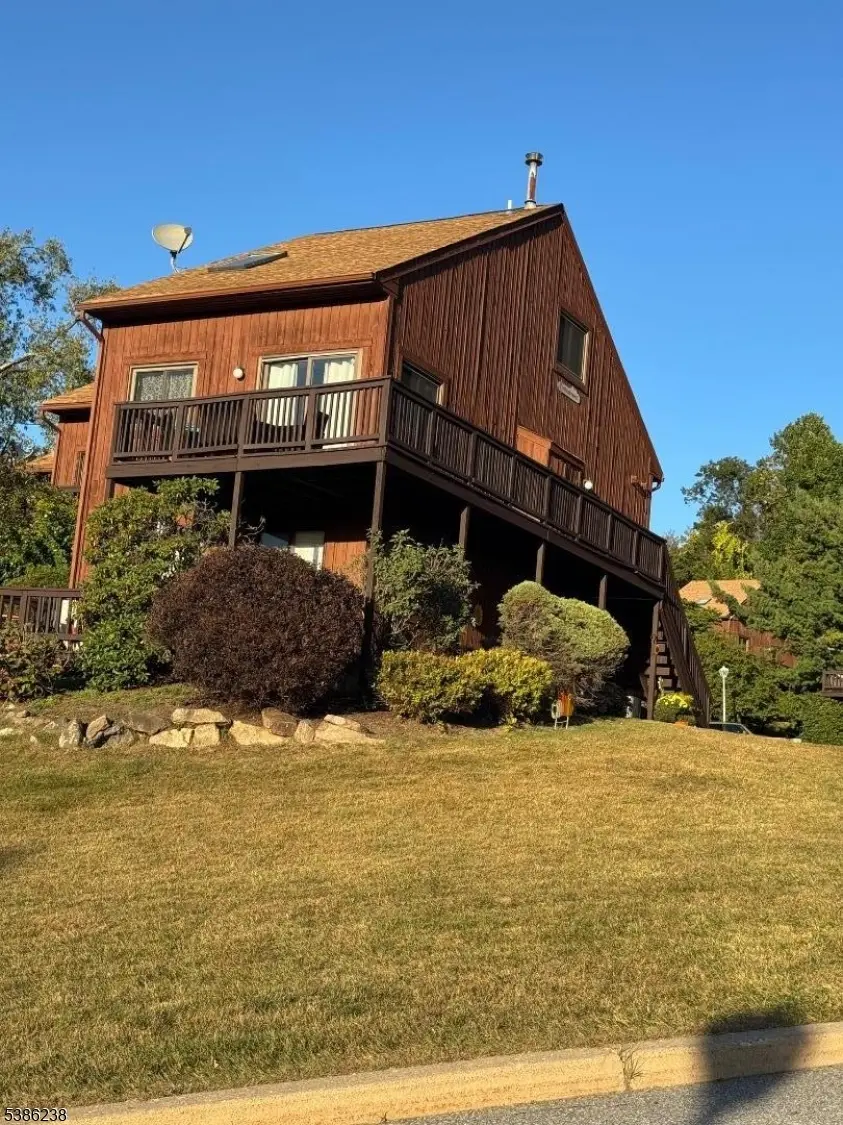 Vernon Twp., NJ 07462,1 Brandywine Ct #6