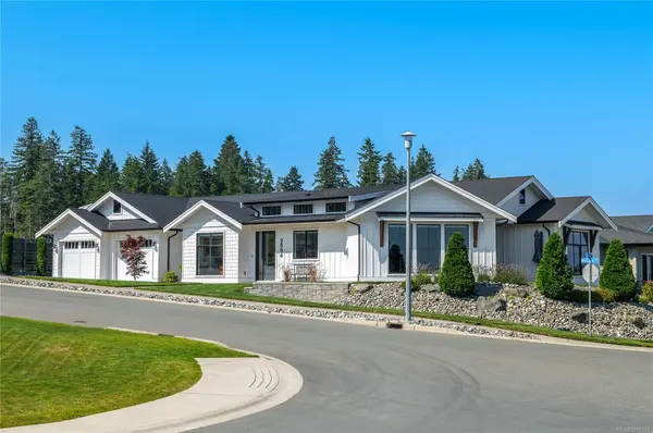 3594 Sage Pl, Campbell River, BC V9H 0E8