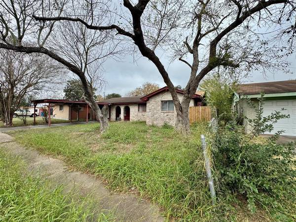 Beeville, TX 78102,703 Hereford Drive