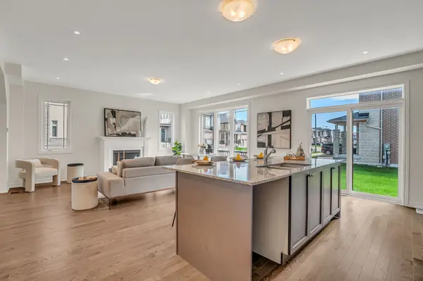 Oshawa, ON L1L 0T9,2091 Hallandale ST