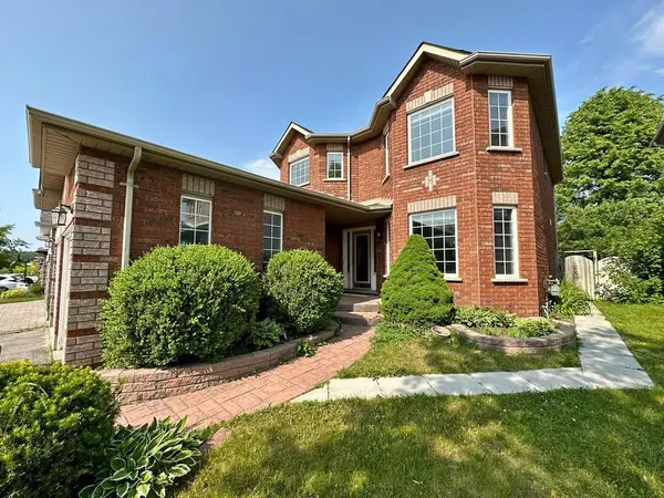 31 Red Oak DR #Upper, Barrie, ON L4N 9M3