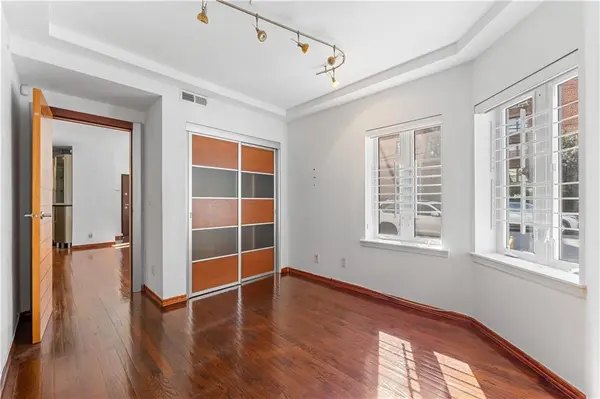 Brooklyn, NY 11235,1901 Voorhies AVE #2