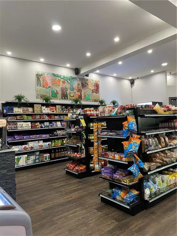 Brooklyn, NY 11223,383 Avenue X