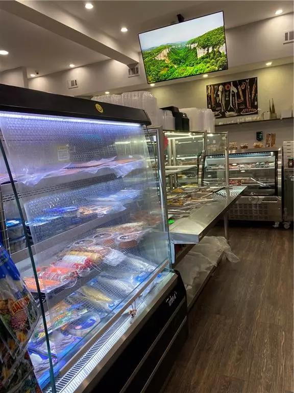 Brooklyn, NY 11223,383 Avenue X