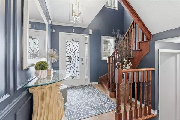 Whitby, ON L1N 0C3,66 Oceanpearl CRES