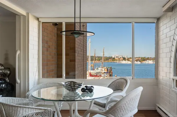 Victoria, BC V8V 1Z8,640 Montreal St #201