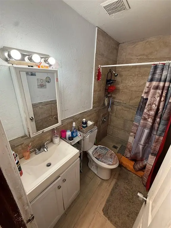 Miami, FL 33127,1028 NW 24th St