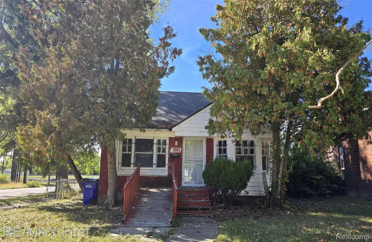 Detroit, MI 48228,9003 Archdale ST