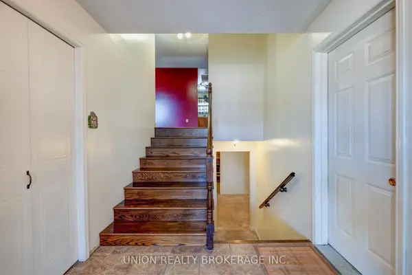 Kawartha Lakes, ON K0M 1A0,18 Birch CRES