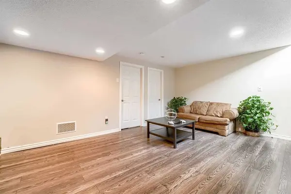 Caledon, ON L7C 3P8,19 Waterville WAY