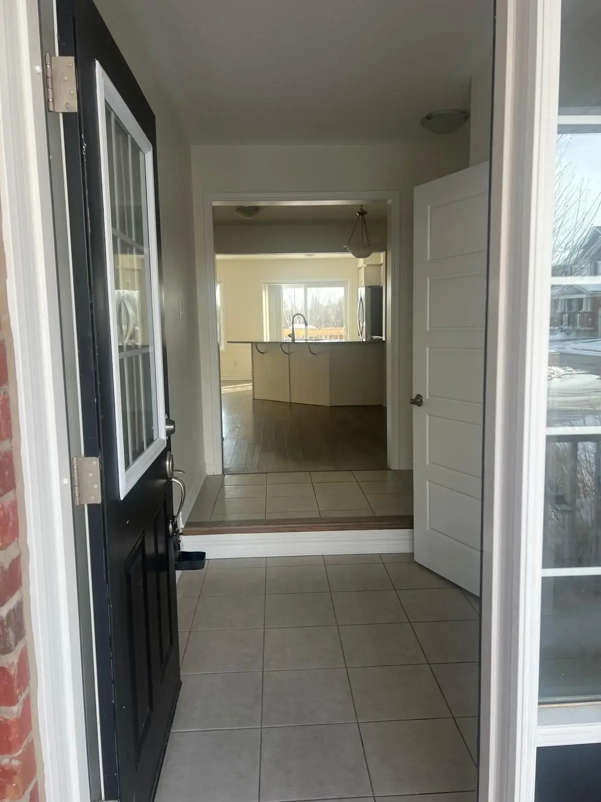 Cambridge, ON N3E 0C4,143 Ridge RD S #85