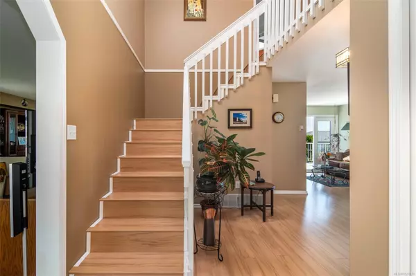 Campbell River, BC V9H 1S2,764 Bowen Dr