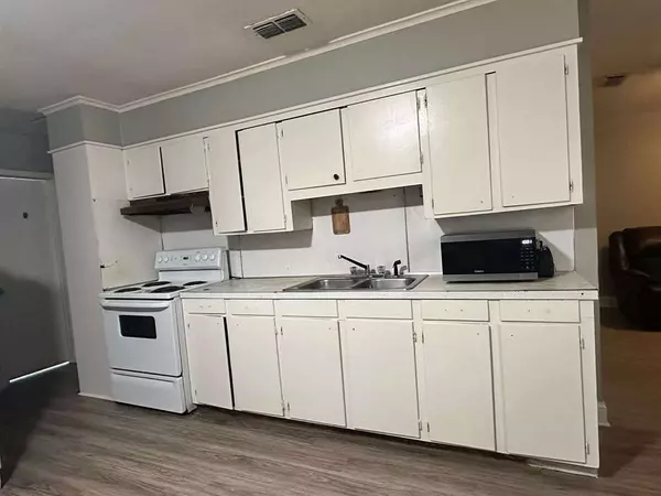 Shreveport, LA 71103,2760 Anna Street