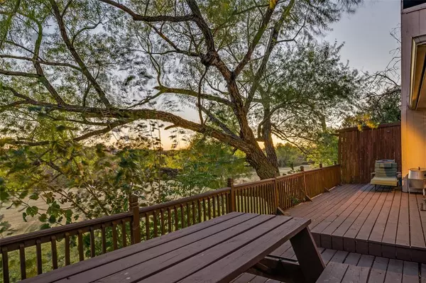 Garland, TX 75043,546 Briarcliff Drive