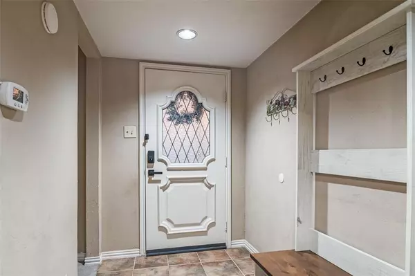 Garland, TX 75043,546 Briarcliff Drive