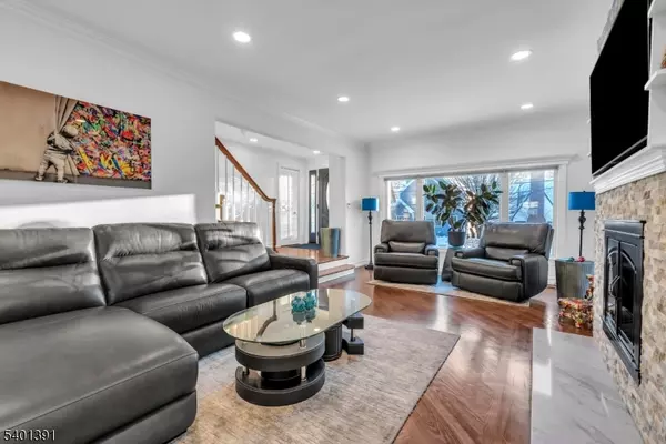 Maplewood Twp., NJ 07040,33 Highland Ave