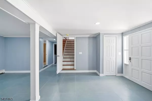 Vernon Twp., NJ 07422,4 Rainbow Trl