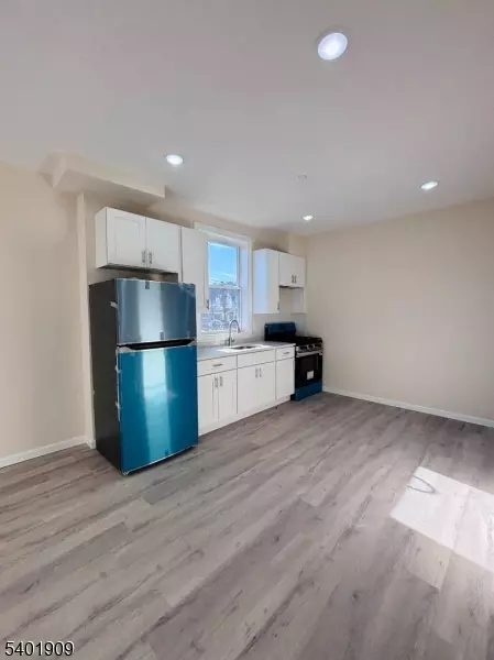 Paterson City, NJ 07501,59 Cedar St #201