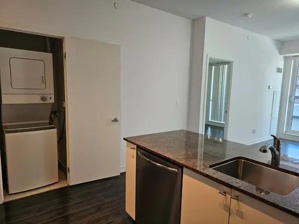 Toronto C15, ON M2K 1H3,18 Rean DR #315