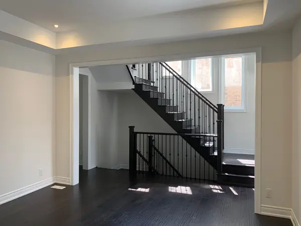 Whitby, ON L1P 0C6,38 Hayeraft ST