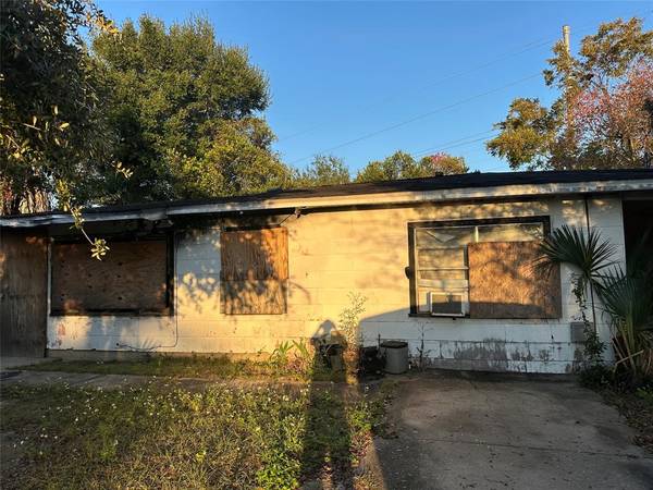 3346 Marcus Dr, Pensacola, FL 32503