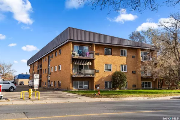 Regina, SK S4S 3B2,4341 Rae STREET #22