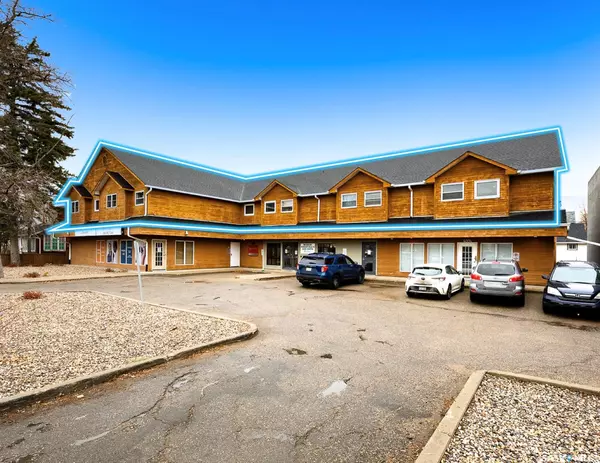 4008 DEWDNEY AVENUE, Regina, SK S4T 1A2