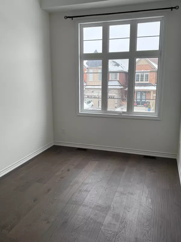 Milton, ON L9E 1L4,488 Parent PL #Upper