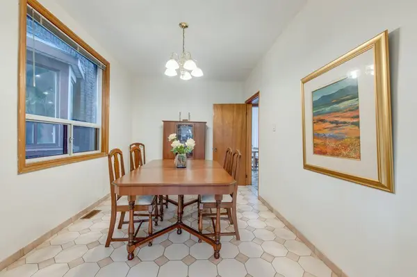 Toronto W03, ON M6N 2X6,187 Laughton AVE